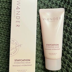 Staycation hydrating mask